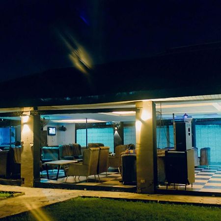 Ovic Hotel Benin City Exterior photo